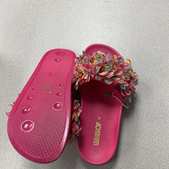 NWT Colors Of California Womens Slides Size 36 - Picture 2 of 3